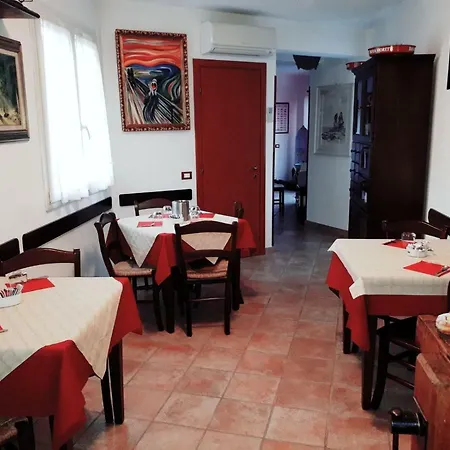 4u Frühstückspension Chiavari