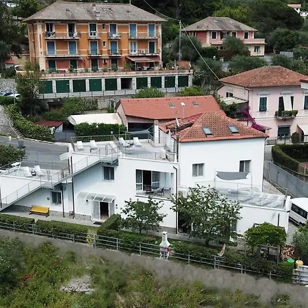 4u Parcheggio Interno 3* Chiavari